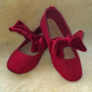 Old Navy Kids Red Suede Dress Shoes - Velvet Elastic Non-Skid Holiday Christmas